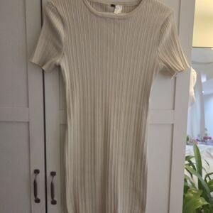 Beige Ribbed Short Sleeve Dress